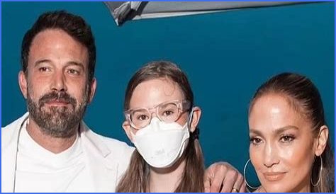 Why Ben Affleck's Daughter Masks Up